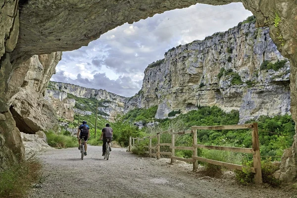 Lumbier, una de las localidades donde tapizamos