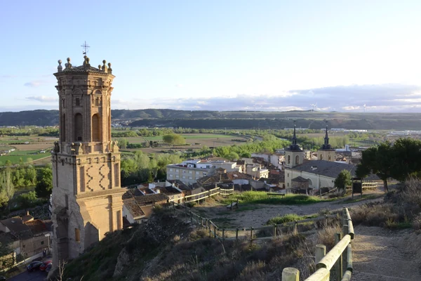 Peralta, una de las localidades donde tapizamos